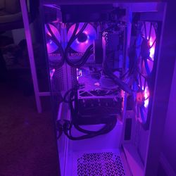 Pc With Accessories