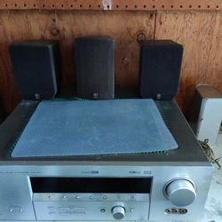Yamaha home theater amplifier with 5 Yamaha soround speakers