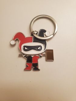 Harley Quinn Metal Swinging Keychain 