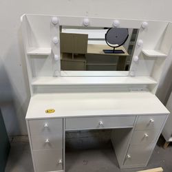 Brand new white Makeup Vanity Desk Stool Set with Mirror and LED Lights Dressing