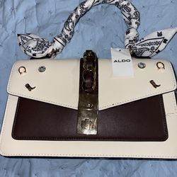 Aldo Purse