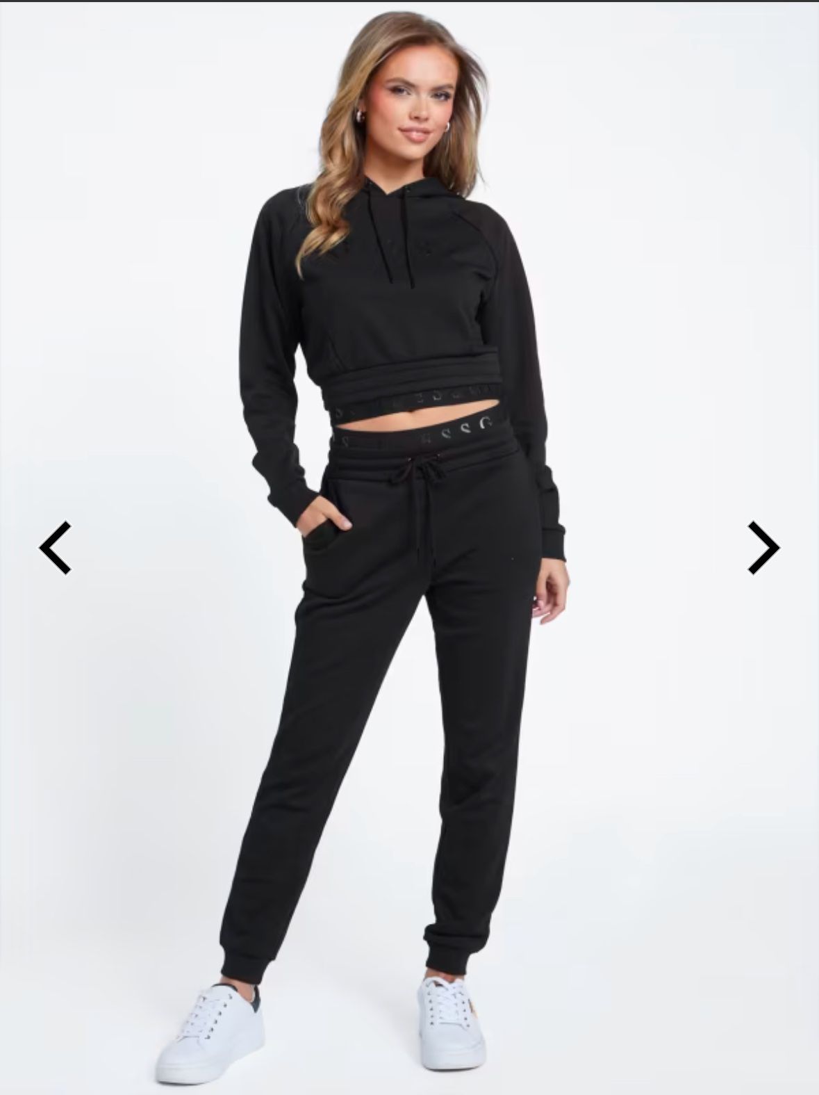 Guess Women’s Sports Outfit