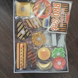 Melissa & Doug BBQ set