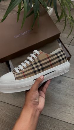 Burberry shoes