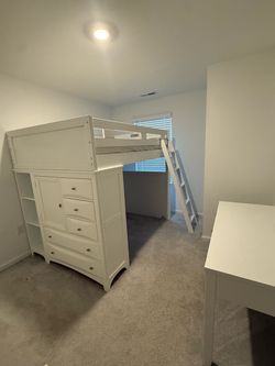 Rooms To Go Ivy League 2.0 Full Loft Bed + Desk, Chest & Bunkie Board Set