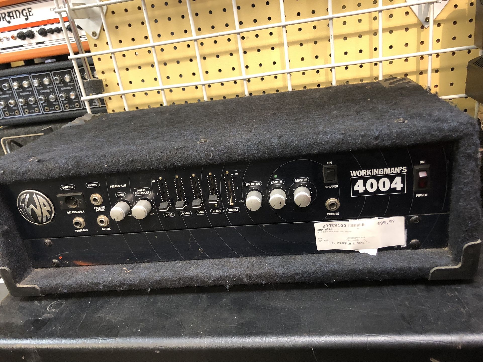 SWR Workingman’s 4004 Amp Head (As-is For Parts) Has Buzzing Sound Coming From It