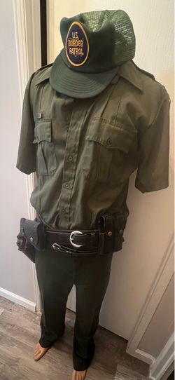 vintage mannequin with Vintahe Border Parol holster belt/ metal replica gun/ pants size 38 shirt size   17 / border patrol hat/