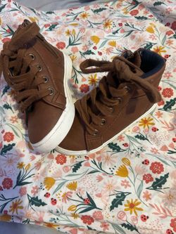 Toddler Cat & Jack brown synthetic size 7
