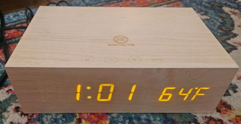 Bluesync Bluetooth Speaker Clock – Wood LED Alarm w/ Temperature Display