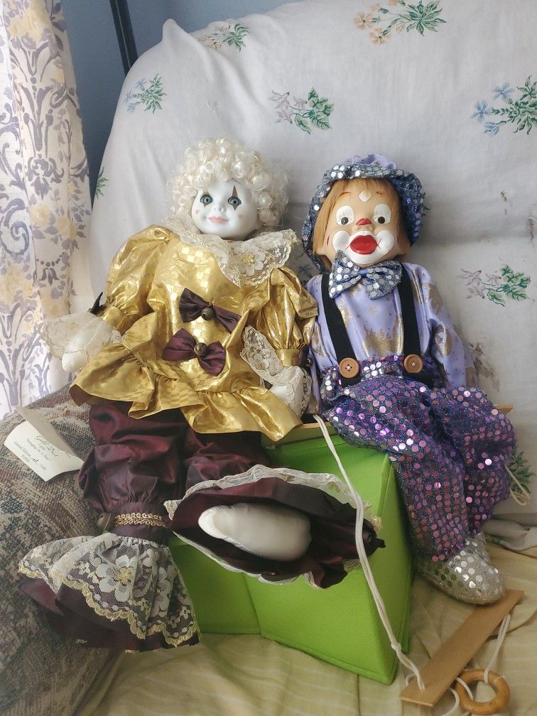 doll clowns