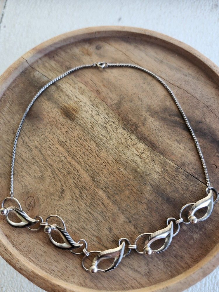 Vintage Sterling Silver Necklace