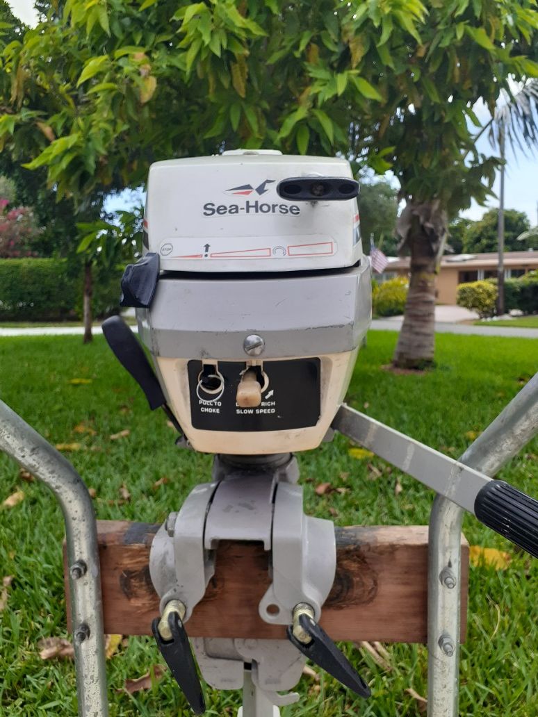 Johnson 4 hp Outboard motor for Sale in Hillsboro Beach, FL OfferUp
