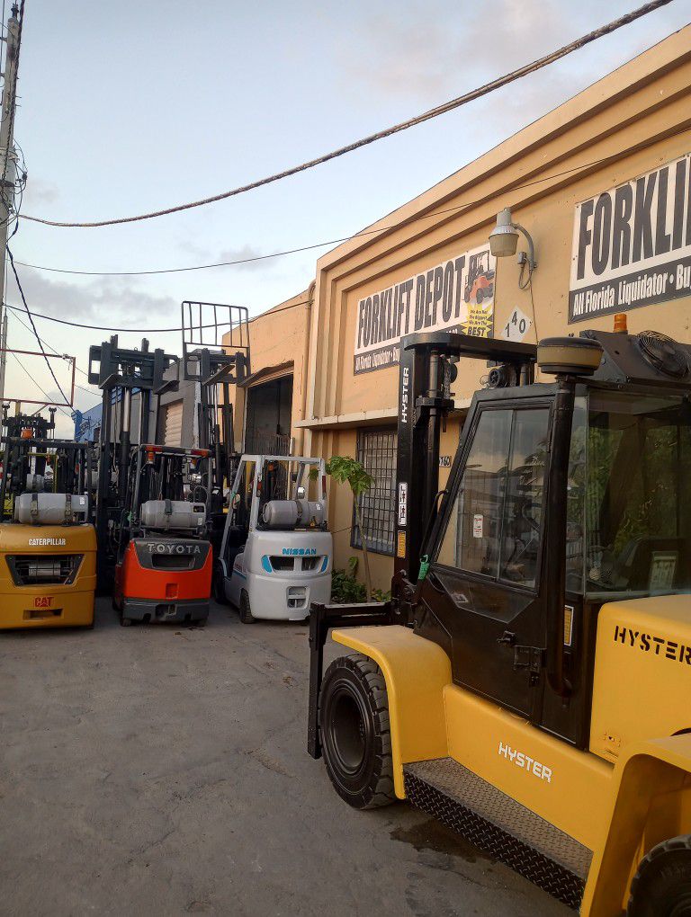 FORKLIFT TOYOTA .. FROM $12.000