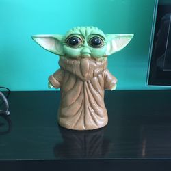 Baby Yoda Ceramic Bank/hablo Español