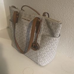 Beautiful MK Purse