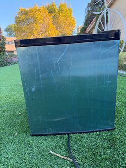 Mini refrigerator