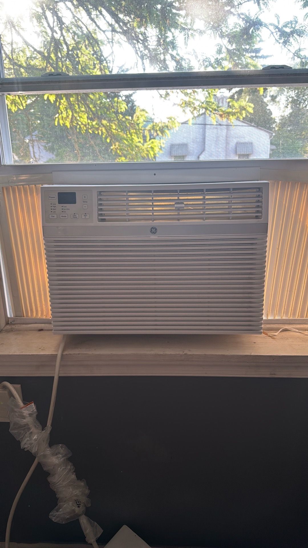 12000 BTU air conditioner