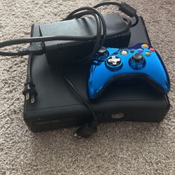 Modded Xbox 360 With CFB Revamped And Other Games