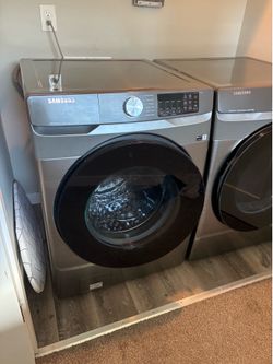 Samsung Front load Washer and Dryer Set