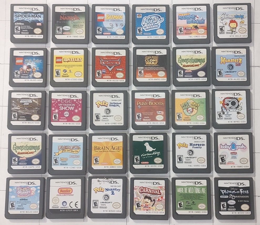 30 Nintendo DS Game Cartridges