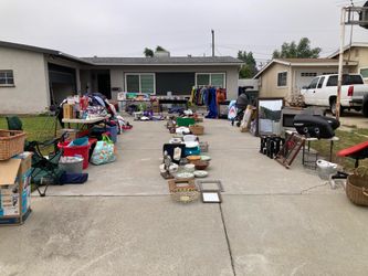 Yard sale  1700 Yale in Ontario