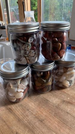 Tumbled/polished rocks