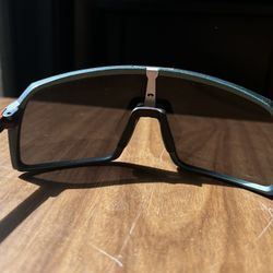 Authentic Oakley Sutros 