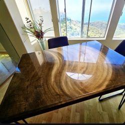 Stunning E Swirl Dining Table 