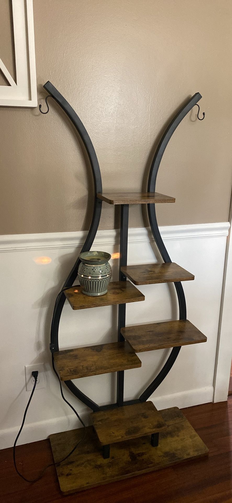 Plant Stand 