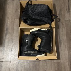 VANS AURA PRO - SIZE 11 M 45 EU W/ BOX