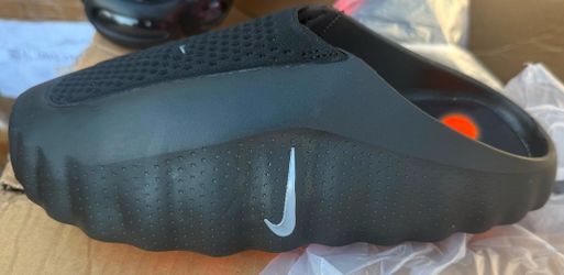 Nike slides