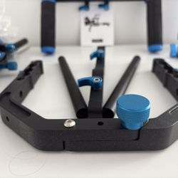 Neewer Shoulder Camera Rig