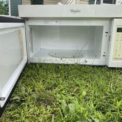 Microwave (Whirlpool)