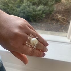 Faux Pearl Acrylic Bauble Statement Rings. Please Read Full Description