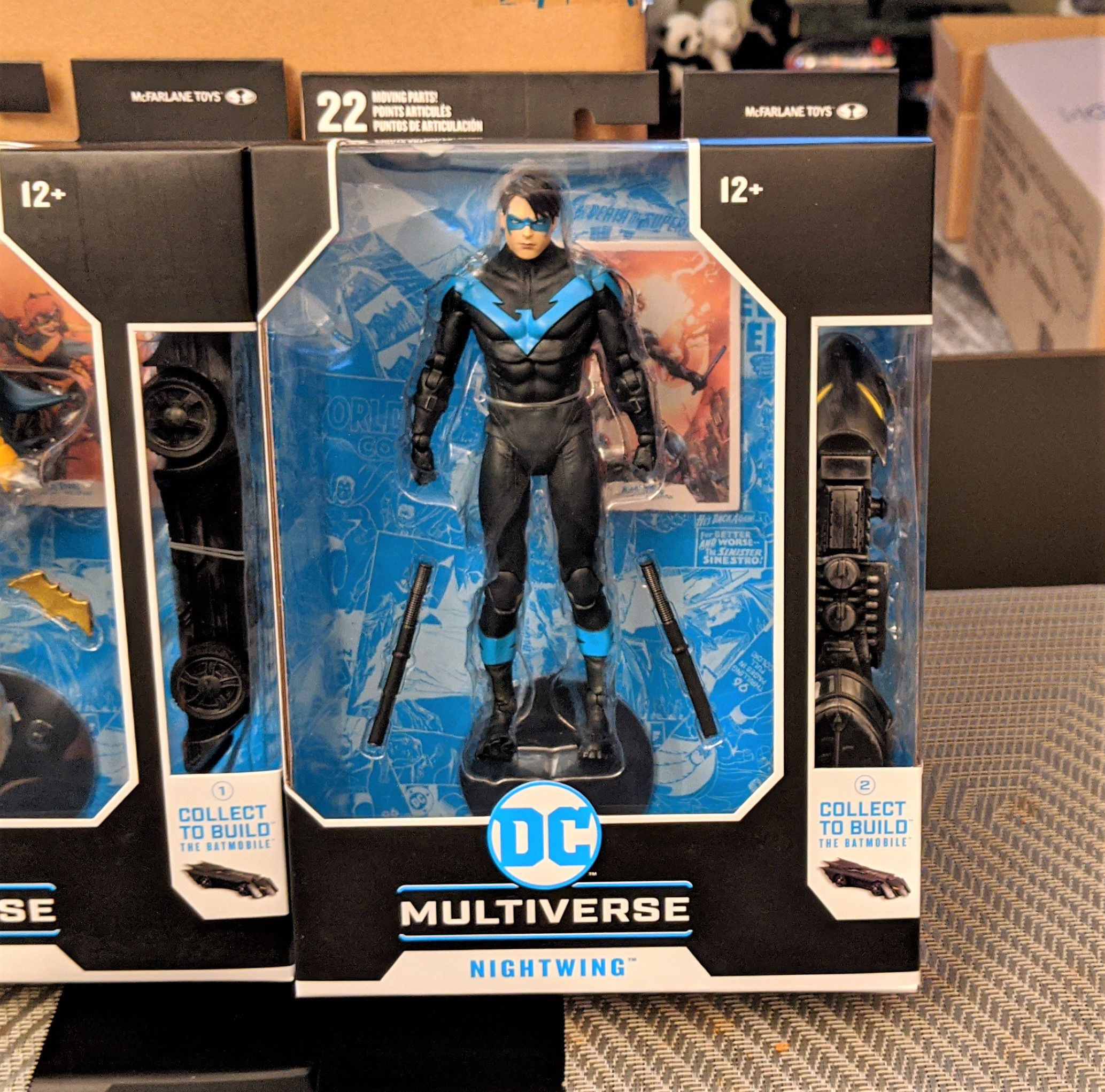 This DC Collector Wave 1 Modern Nightwing 7-Inch Action Figure