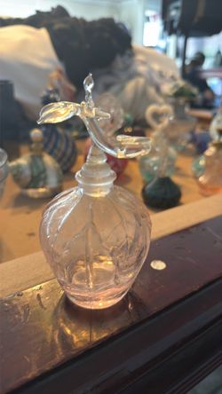 Perfume bottle
