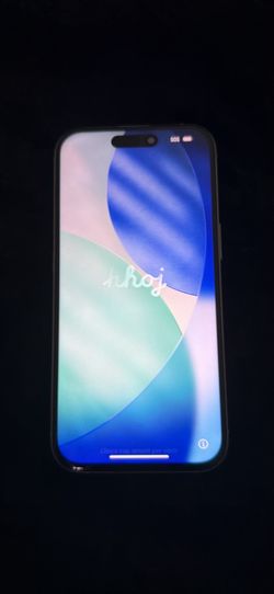 iPhone 15 White