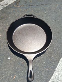 Skillet Cast Iron 🍳