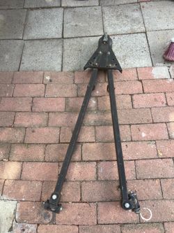 Tow bar adjustable
