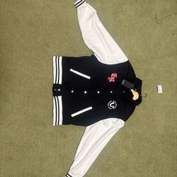 Black and white true religion fleece jacket men’s XL brand New Excellent Condition 