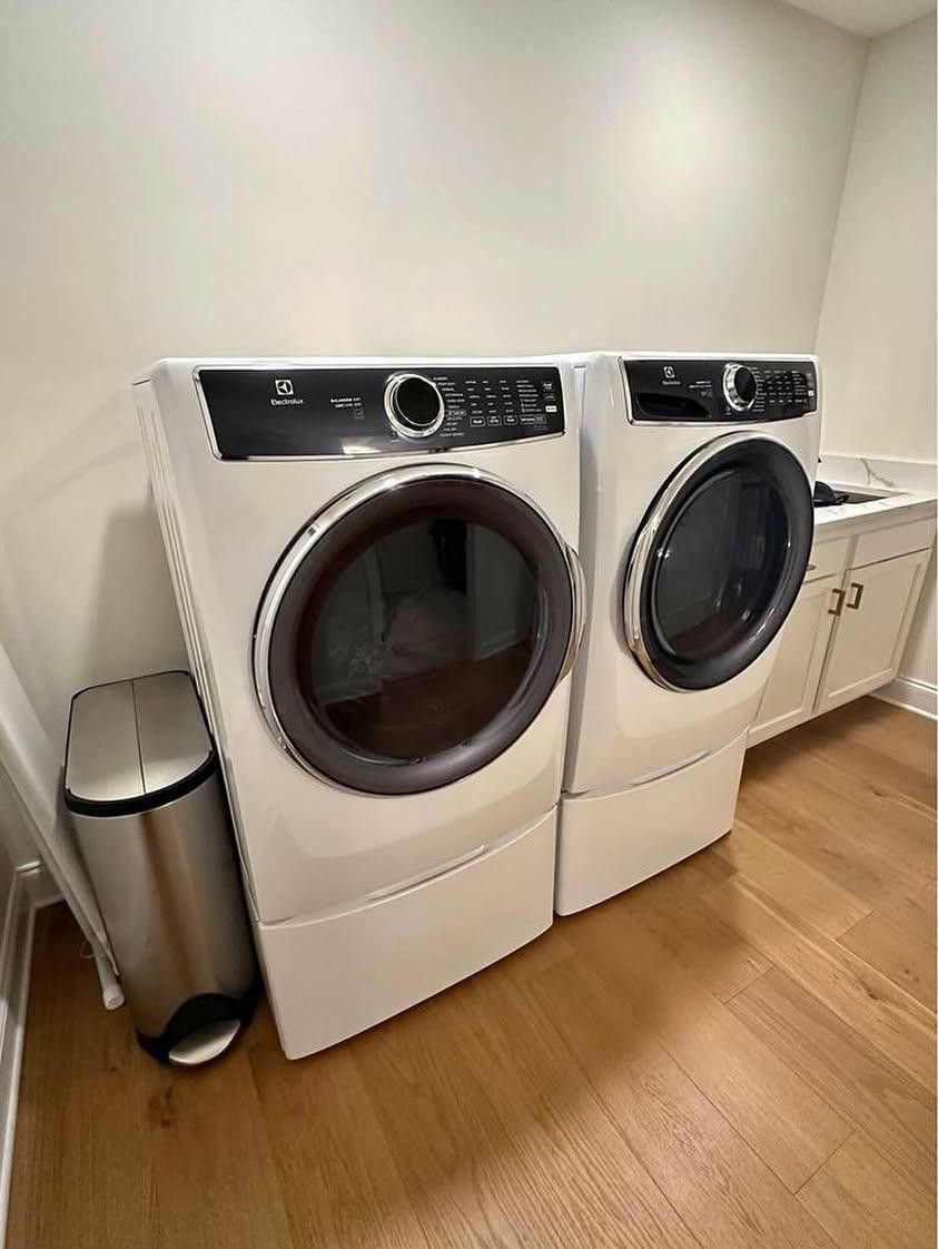 Electrolux Washer & Dryer Set