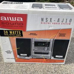 Vintage Aiwa Stereo  (new)