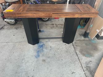 Bar table