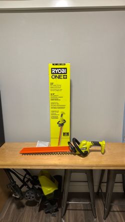 RYOBI ONE+ 18V 22 in. Lithium-Ion Cordless Hedge Trimmer (Tool Only)