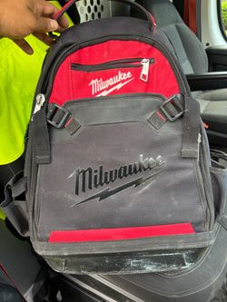 Milwaukee pack back