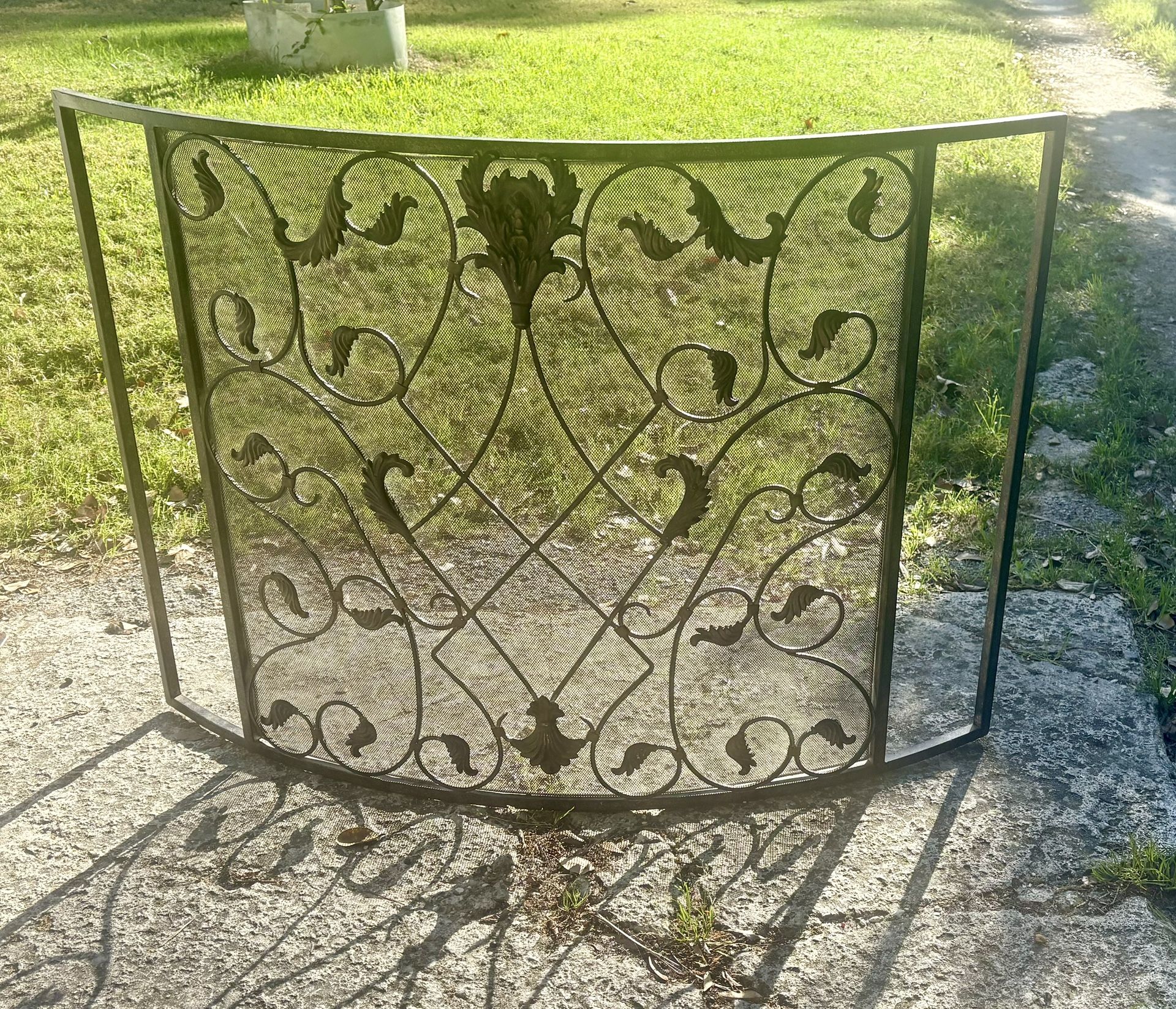 PRICE CUT!! Fleur De Lis Wrought Iron Fireplace Screen