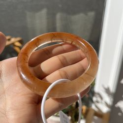 💫 Rabbit Hair Quartz Crystal Bangle – Golden Glow in Sunlight, Petite Size