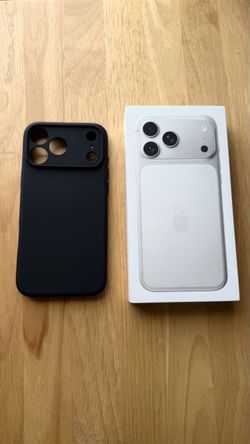 Otterbox slim black case iPhone 17 Pro Max
