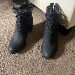Black Boots