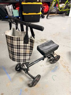 Knee scooter